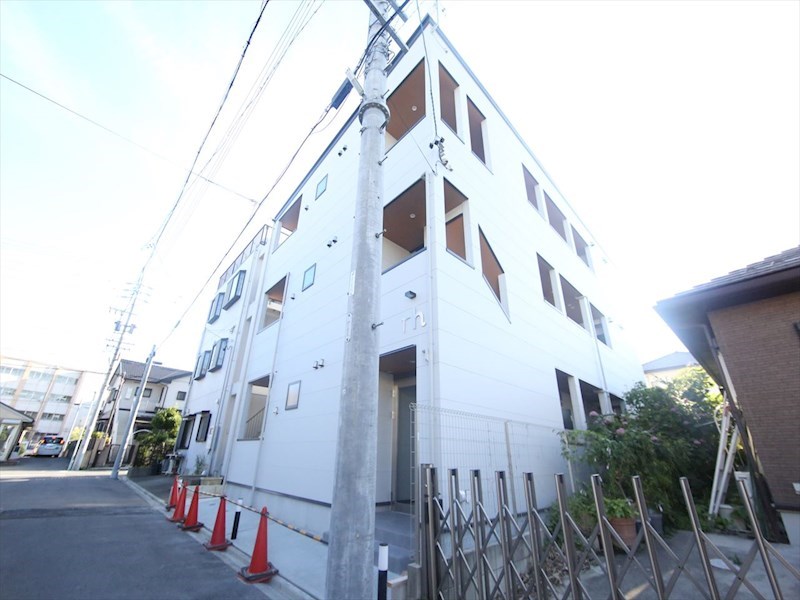 建物外観　外観　デザイナーズ　光インターネット無料