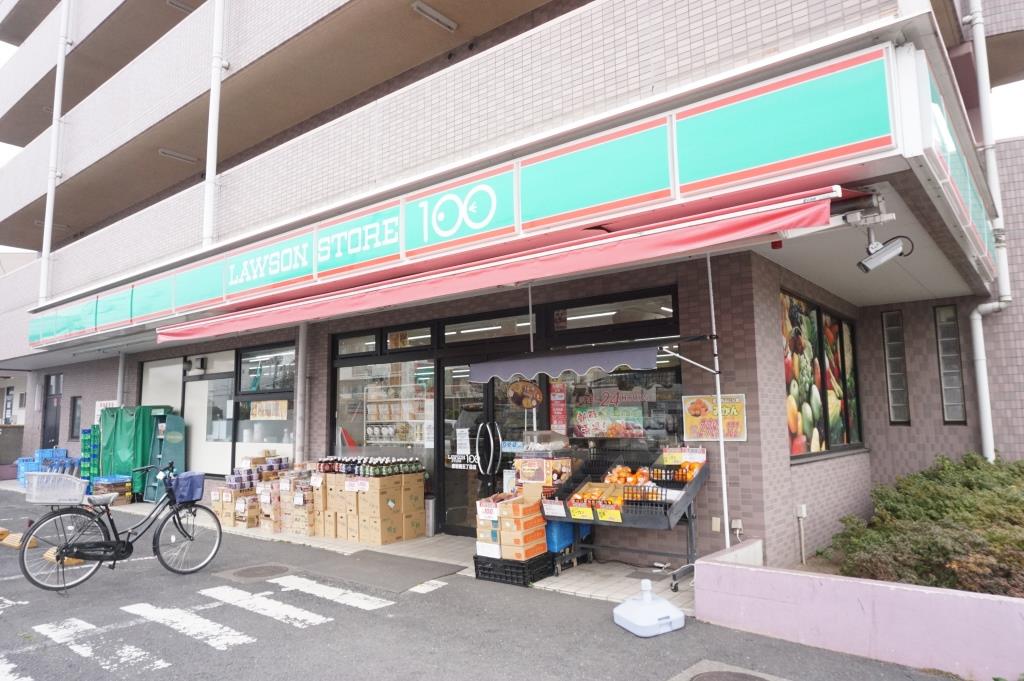 スーパー　ローソンストア100 LS東岩槻五丁目店（スーパー）まで359m