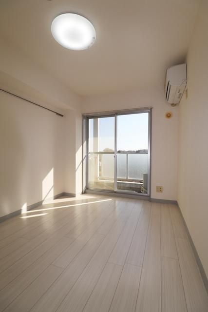 居室・リビング　同仕様