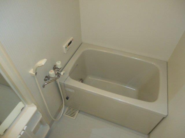 バス・シャワールーム　バス（イメージ）