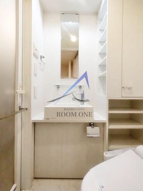 洗面設備　洗面台です。