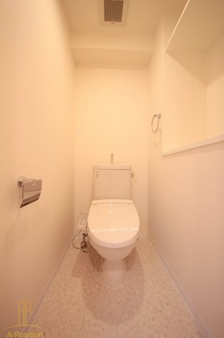 トイレ　ミモサ中津