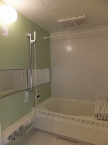 バス・シャワールーム　浴室