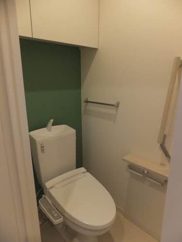 トイレ　温水洗浄トイレ