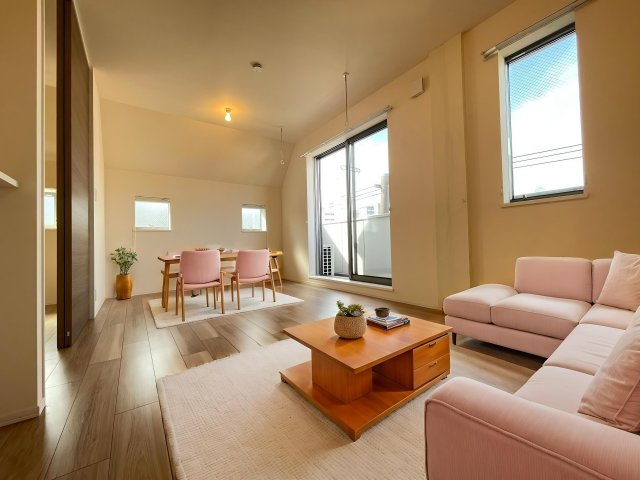 居室・リビング　★リビングダイニング／ＣＧ家具のため、実際は家具は付きません