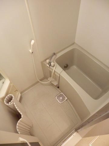 バス・シャワールーム　バスルーム