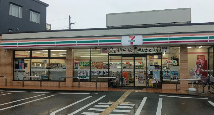 コンビニ　セブンイレブン 尼崎園田学園前店（コンビニ）まで801m