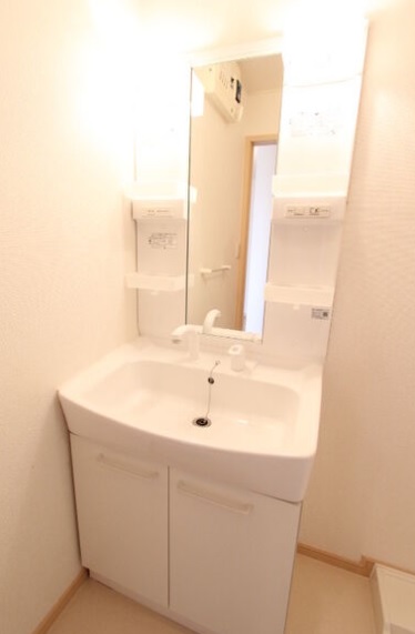 洗面設備　（写真は同管理会社イメージです。）