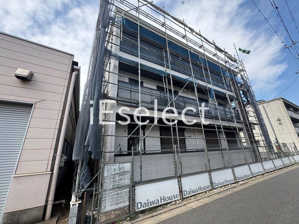 建物外観　閑静な住宅街に立地