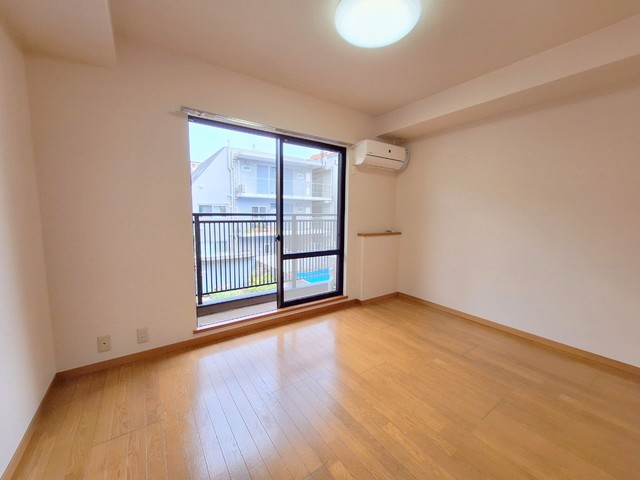 居室・リビング　★ゆとりある広さのお部屋です★