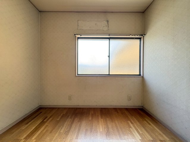 谷口貸家の居間写真