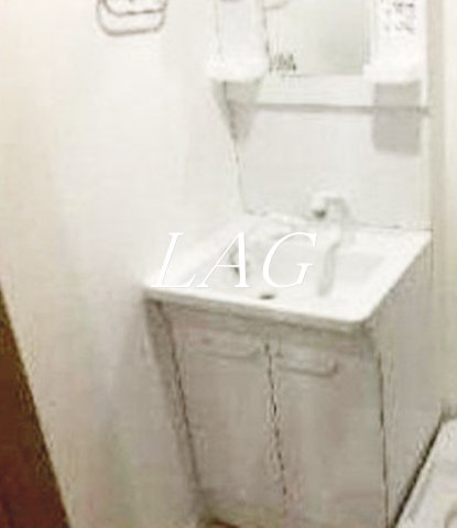 洗面設備　独立洗面台です。