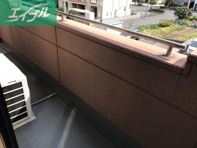 バルコニー　ベランダ