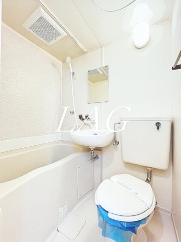 バス・シャワールーム　お風呂です。
