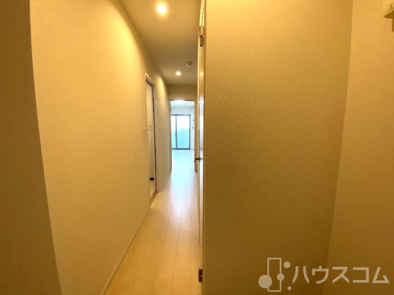 玄関　玄関を一歩入ると・・・。