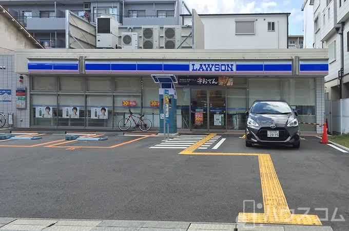 コンビニ　ローソン 東淀川小松四丁目店（コンビニ）まで190m