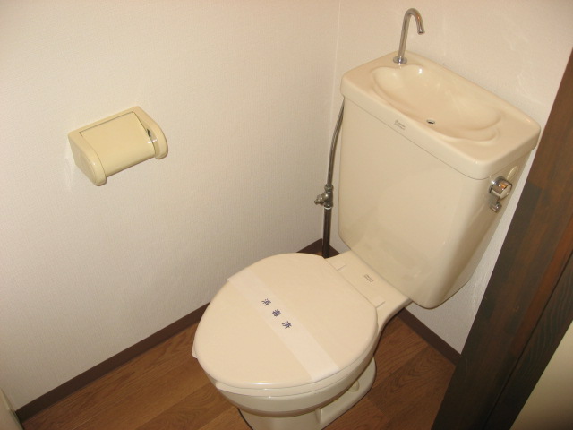 アメニティコートのトイレ写真