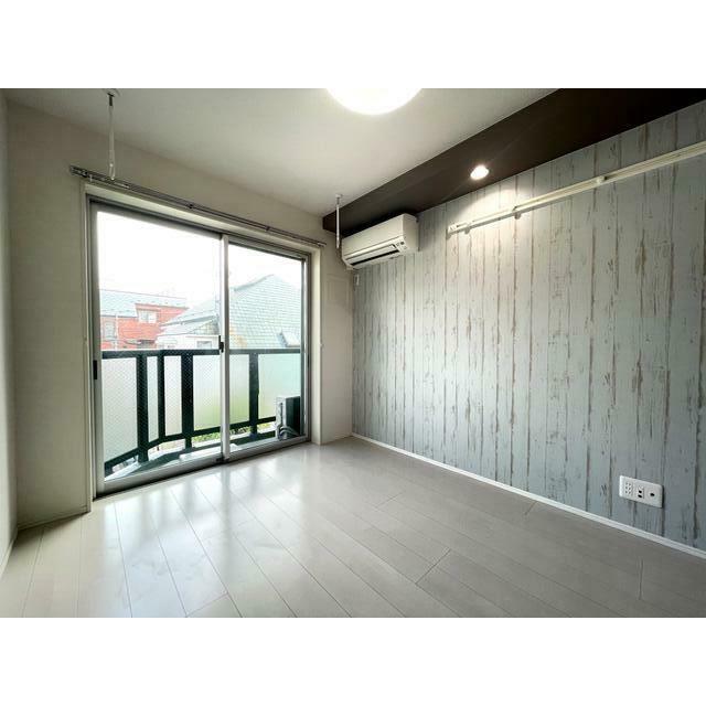 居室・リビング　同建物別のお部屋のお写真です