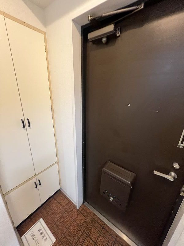 ライオンズマンション九段第二の玄関写真