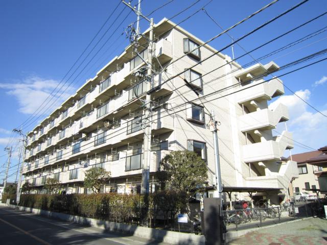 建物外観　エレベータ付きの5階建てマンション