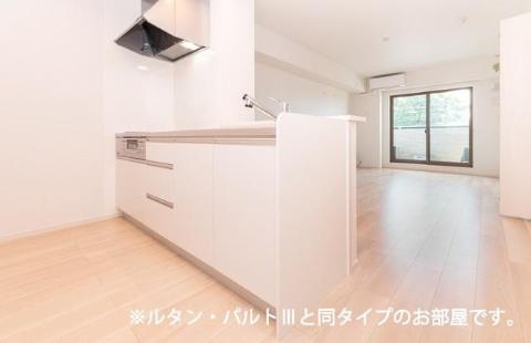 キッチン　IH＆グリル付システムキッチン（イメージ）