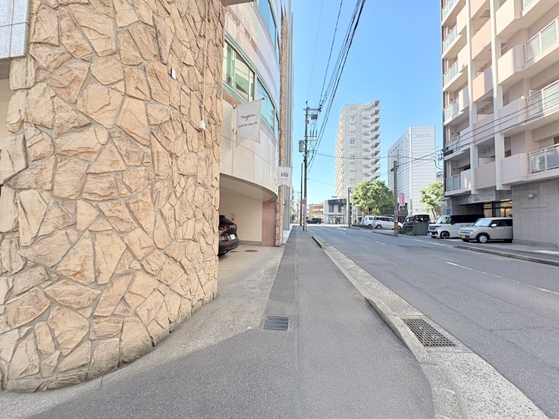 鹿児島市電唐湊線 都通駅 徒歩7分 5階建 築28年の外観写真