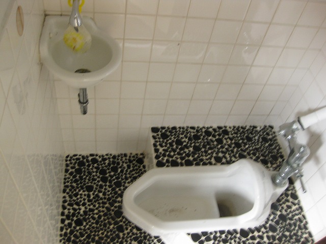 黒住ビルのトイレ写真