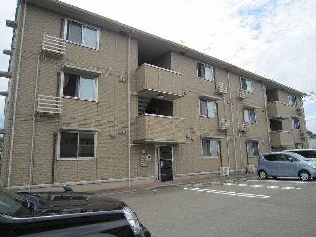 ハイツ943