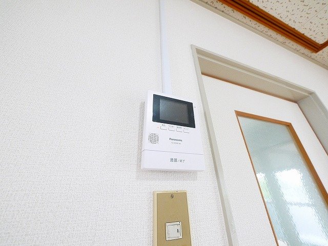 セキュリティ　モニター付きインターホンです