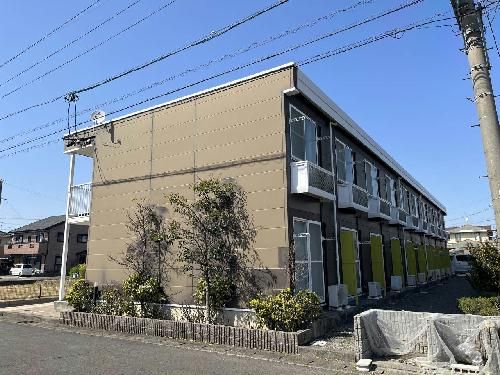 【羽島市福寿町間島のアパートの建物外観】