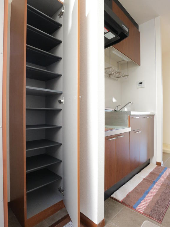 玄関　シューズボックスあります！