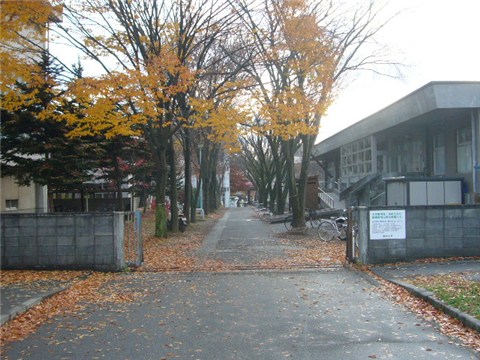 その他　信州大学徒歩１６分。