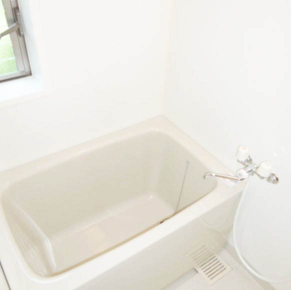 バス・シャワールーム　★ゆったり浸かれる浴槽★