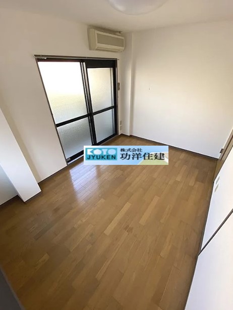 眺望　明るい室内です１