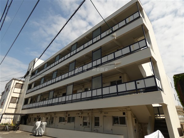神戸市中央区熊内橋通のマンションの建物外観