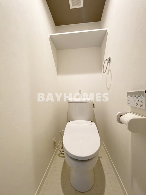 トイレ　同部屋参照♪