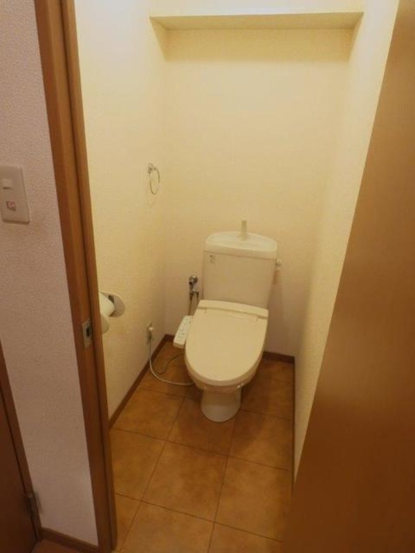 トイレ　図面と現状に相違がある場合には現状を優先