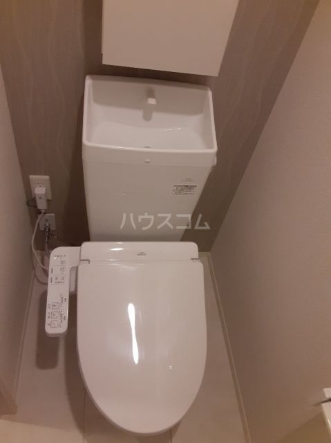 【越谷市越ヶ谷のアパートのトイレ】