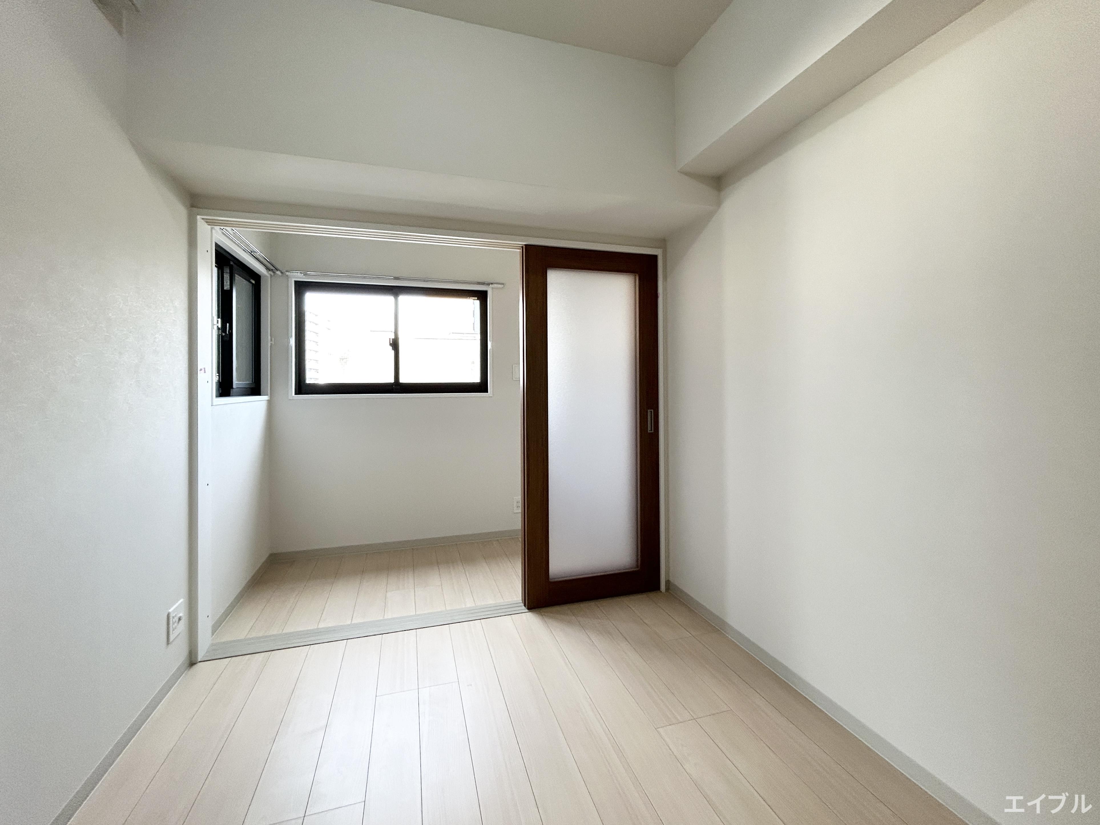 居室・リビング　写真は別号室になります