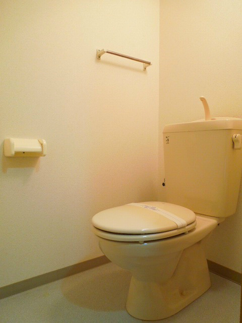 【スパッションM＆Jのトイレ】