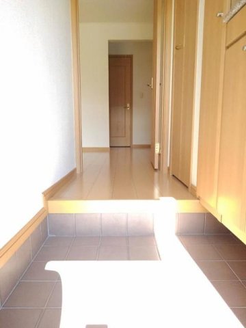 玄関　明るい玄関です