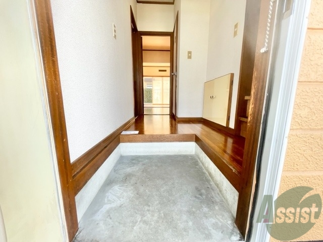 玄関　見てください！玄関からの風景はこちらになります。