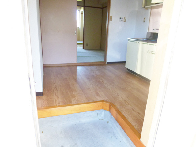 玄関　（イメージ）