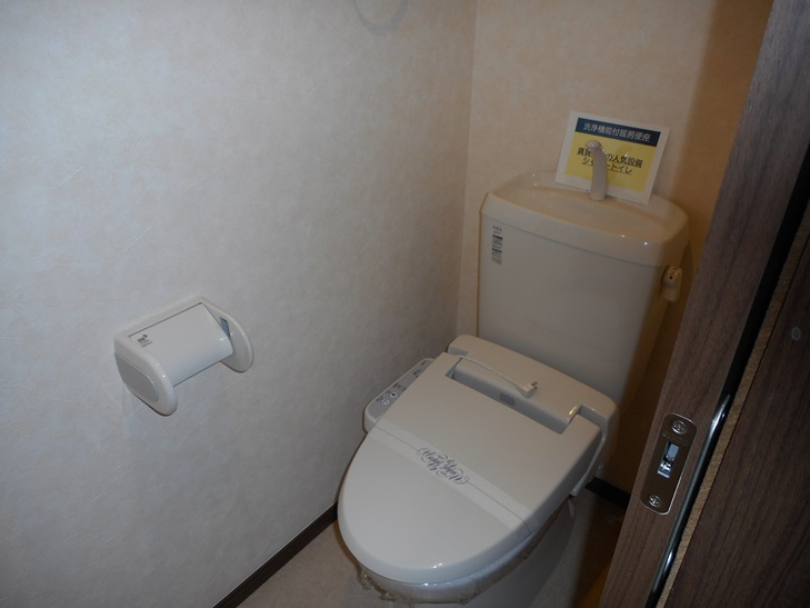 トイレ　洗浄便座付