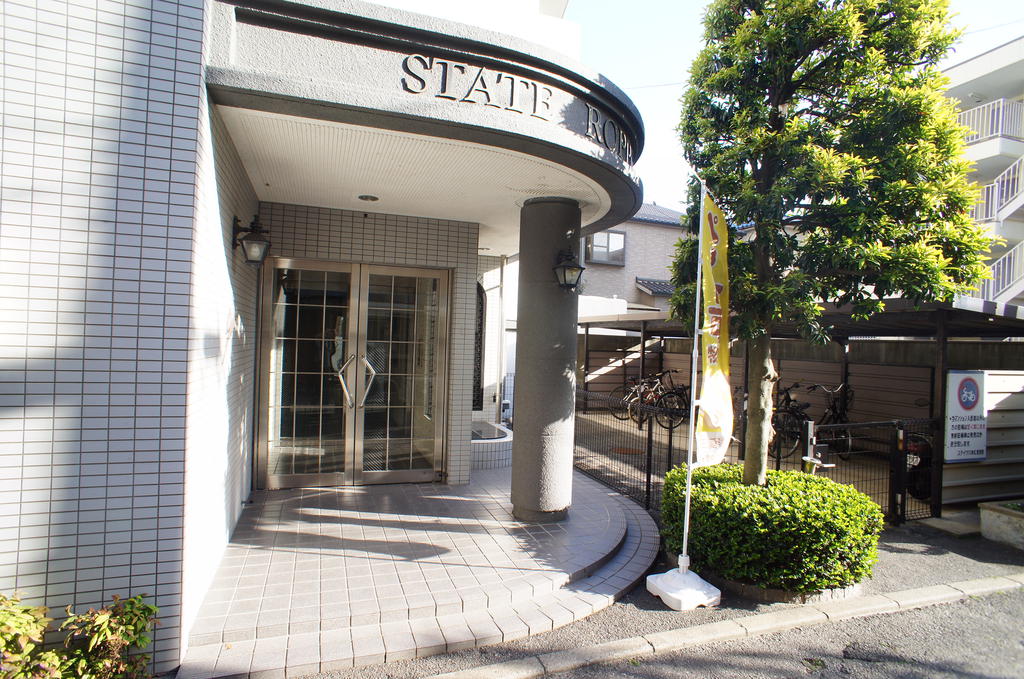 地下鉄七隈線 六本松駅 徒歩5分 7階建 築38年の外観写真