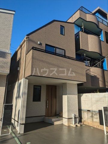 浅間町戸建の建物外観