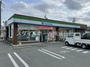 コンビニ　ファミリーマート 豊橋西橋良店（コンビニ）まで231m