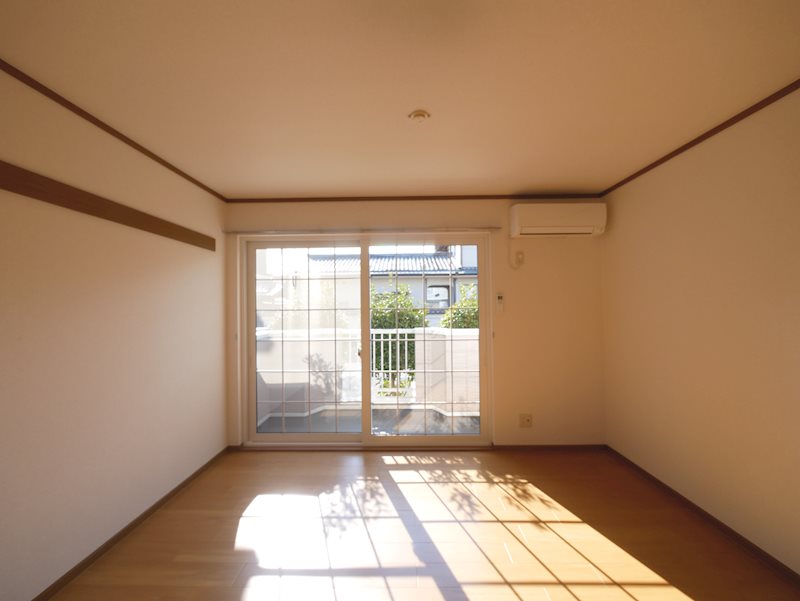 居室・リビング　南側洋室