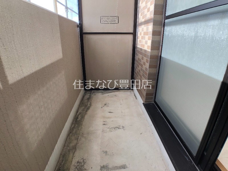 バルコニー　同型別部屋写真