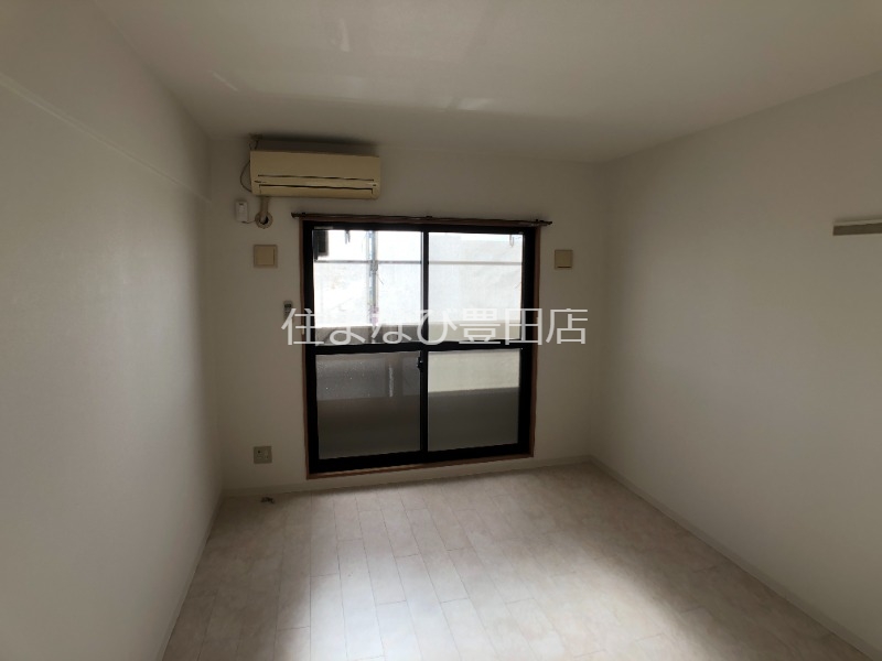 居室・リビング　同型別部屋写真